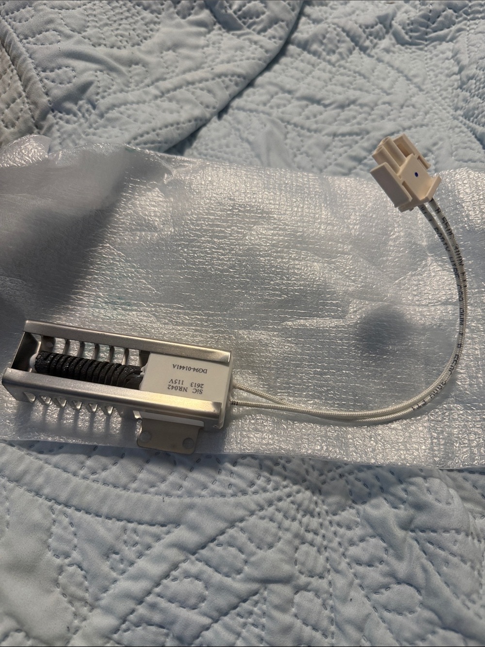 Replacement Oven Bake Element Igniter - White and Silver